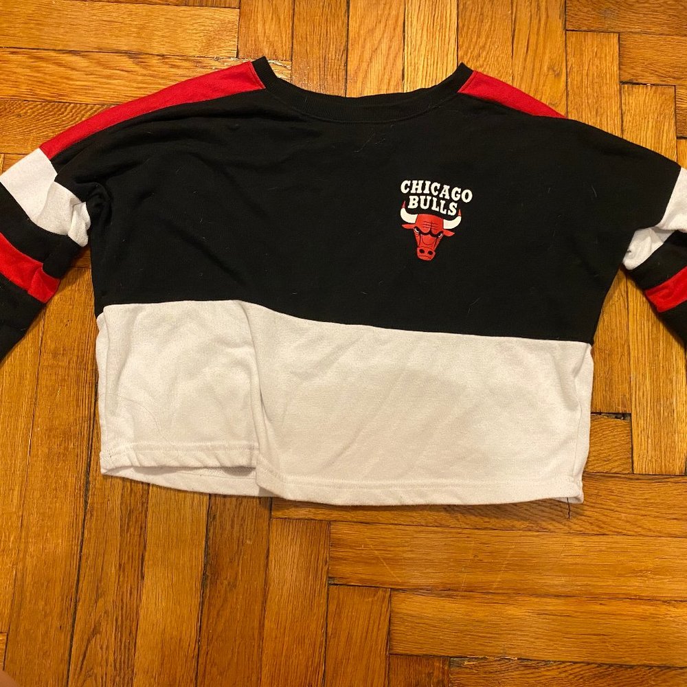 NBA Chicago Bulls Cropped Sweatshirt